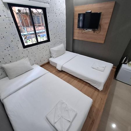 Pratunam19 Hotel Bangkok Extérieur photo