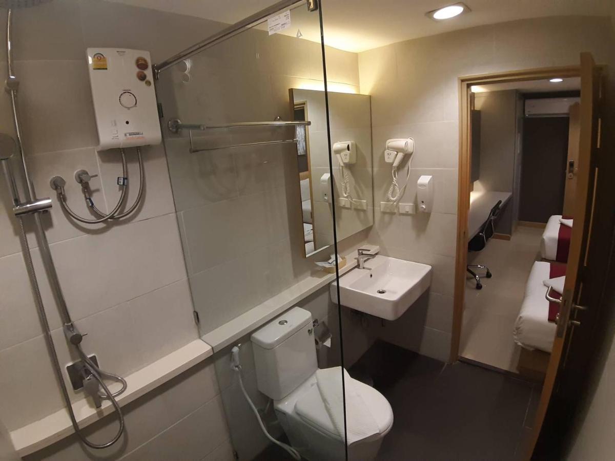 Pratunam19 Hotel Bangkok Extérieur photo