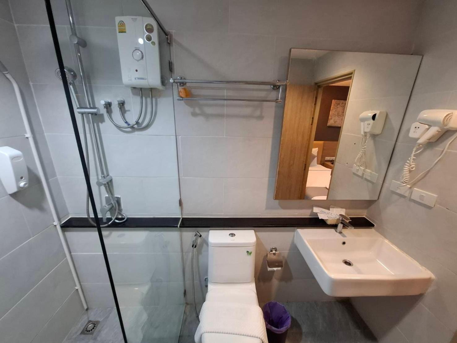 Pratunam19 Hotel Bangkok Extérieur photo